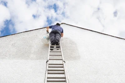Peinture extérieure à Ger — façades et ravalement
